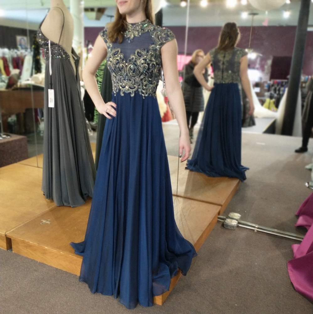 Envious Rhinestoned Flowey Dress